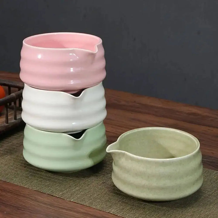 Large-Capacity Ceramic Matcha Bowl with Smooth Finish – Heat-Resistant, Ideal for Tea, Soup, Salads