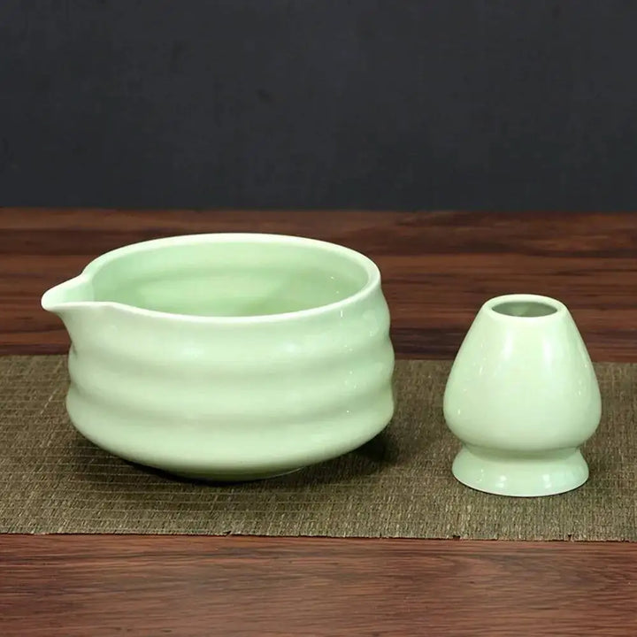 Large-Capacity Ceramic Matcha Bowl with Smooth Finish – Heat-Resistant, Ideal for Tea, Soup, Salads